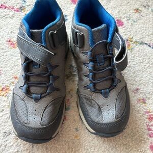 Merrell Kids' Sneakers/ Hiking Shoes in Gray and Blue Sz 2 Lightly Used